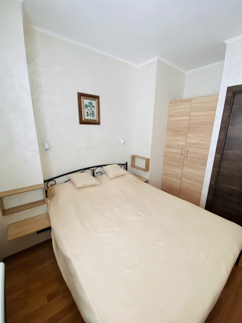 Смарт-квартира 23 м² з окремою кухнею на Позняках — фото 1